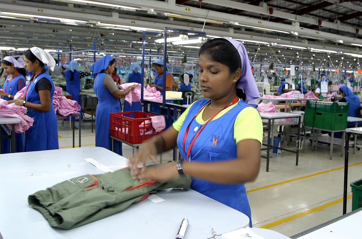 Crisis after COVID-19 for Sri Lankan women who dress the West
