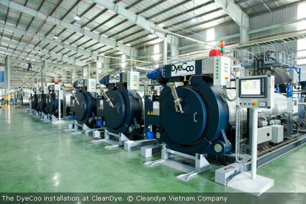 Adidas endorses supercritical CO2 dyeing