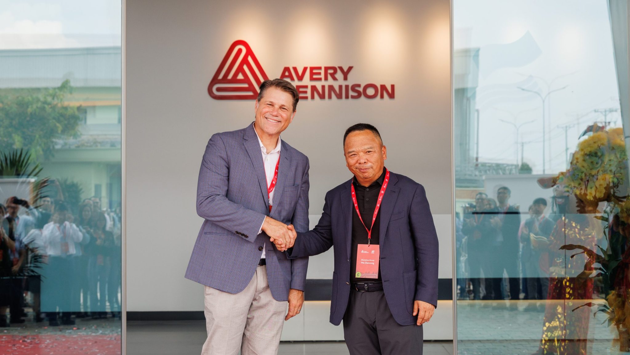 Avery Dennison and Shenzhou Group launch joint venture facility in Vietnam